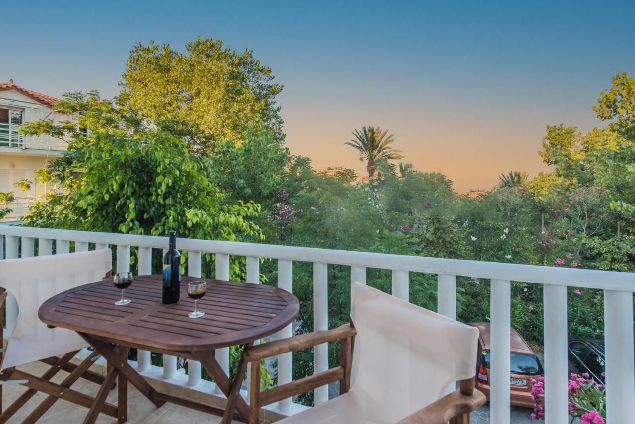Villa Daizy Boutique Apartments Laganás Eksteriør bilde