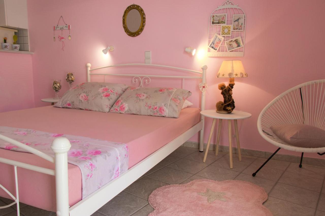 Villa Daizy Boutique Apartments Laganás Eksteriør bilde