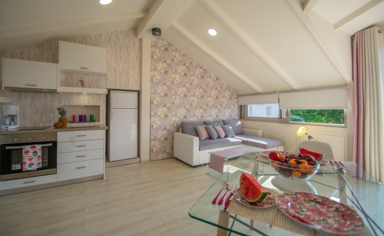 Villa Daizy Boutique Apartments Laganás Eksteriør bilde