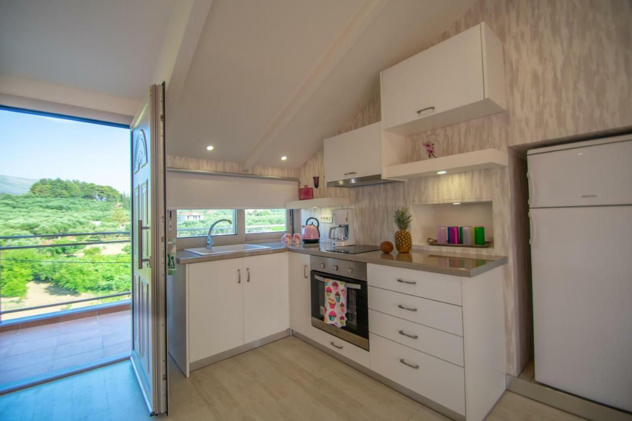 Villa Daizy Boutique Apartments Laganás Eksteriør bilde